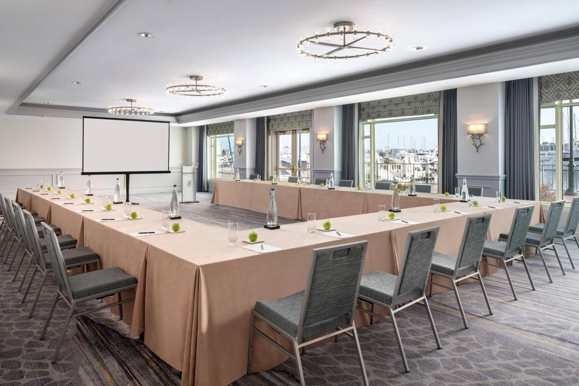 The Ritz-Carlton, Marina Del Rey Hotel Los Angeles Exterior photo